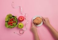 Mindful eating (Image via Freepik/Jcomp)